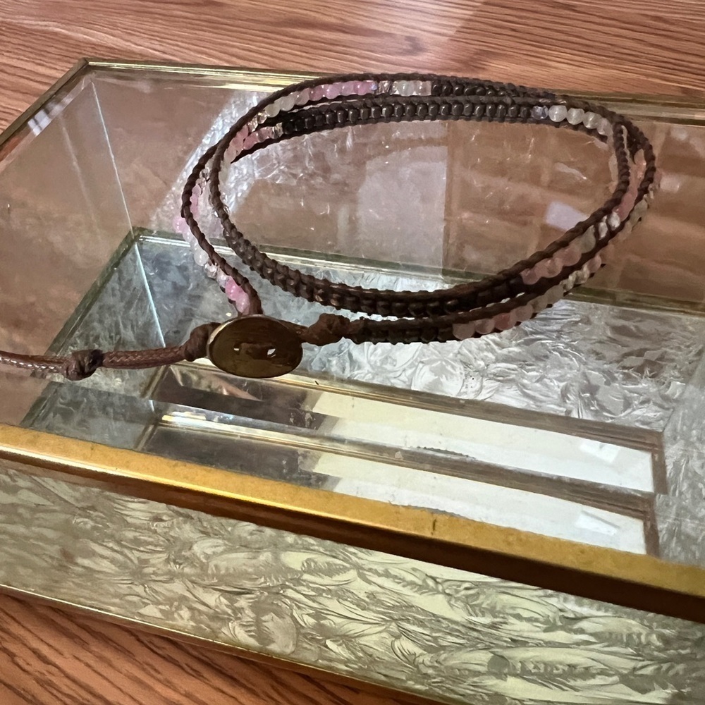Double wrap beaded leather bracelet EUC - Picture 2 of 4